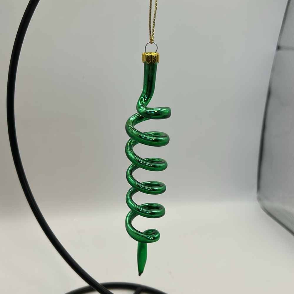 Elegant Red and Green Glass Spiral Ornaments - Picture 2 of 5